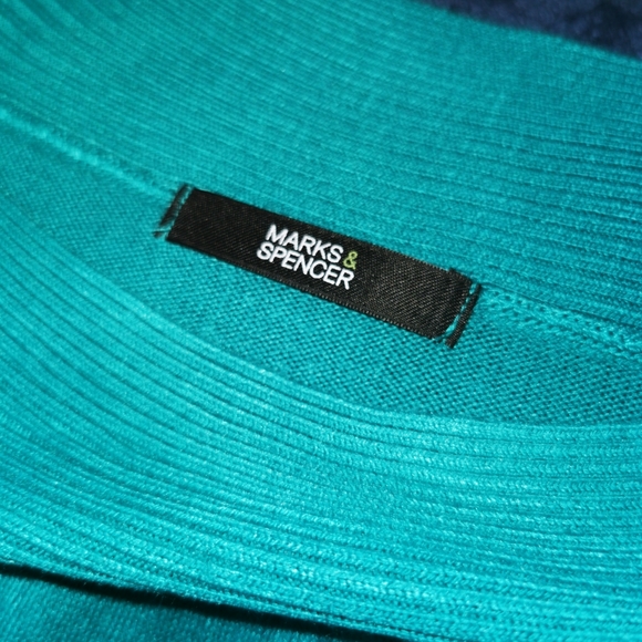 Lovely light sweater - Picture 3 of 4